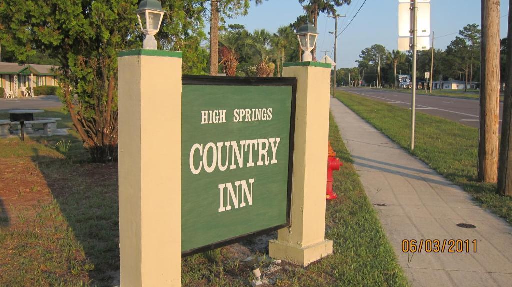 High Springs Country Inn Exterior photo